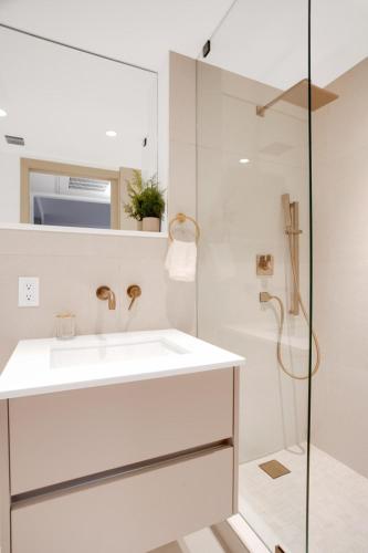 Ένα μπάνιο στο Vonder Miami Beach - Unit 9