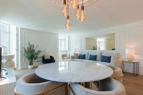 Ribeira Garden 2BDR Apartment by LovelyStay