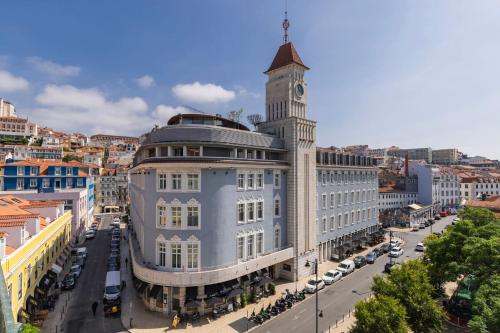 Ribeira Garden 2BDR Apartment by LovelyStay