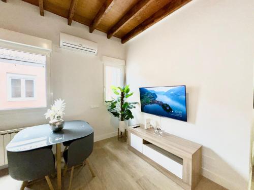 Salamanca Apartment Mid-stay