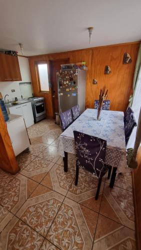 Kuchyň nebo kuchyňský kout v ubytování Cabaña amoblada Caldera 3 dormitorios