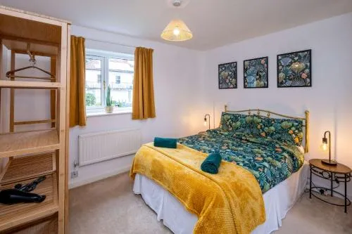 Splendid House Great Location to WAVE Surf & South West Water Park - Super Garden By STAE-Homes photo 1