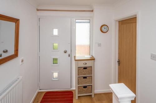 Splendid House Great Location to WAVE Surf & South West Water Park - Super Garden By STAE-Homes photo 9