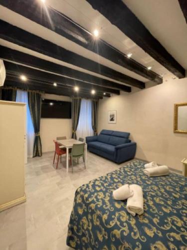 Ca'Antica sinagoga - Venice Canal front apartment photo 15
