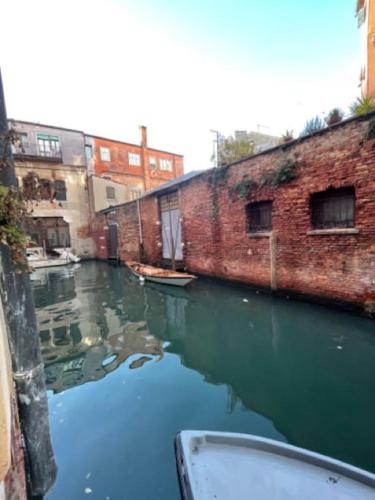 Ca'Antica sinagoga - Venice Canal front apartment photo 21