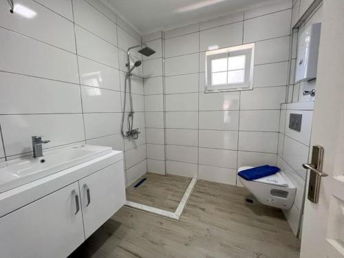 Ένα μπάνιο στο Homekemer,com
