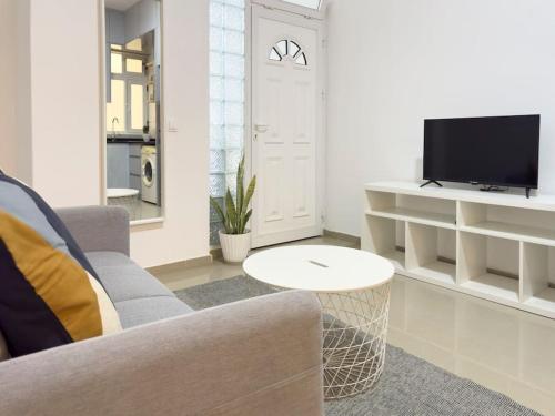 2 bdr cozy apt in Terra Branca, Free Wifi - LCGR