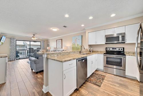 Photo de la galerie de l'établissement Bayview Unit 70, à Orange Beach