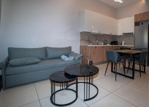 Sia's Retreat 1 Modern Apt Athens Riviera
