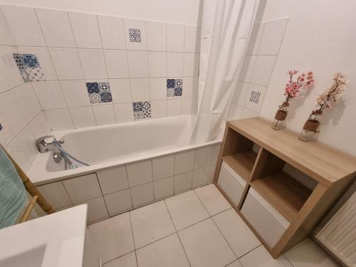 Koupelna v ubytování L Essentiel gîte pour 6 personnes