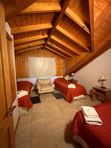 Ένα ή περισσότερα κρεβάτια σε δωμάτιο στο Dptos Andrea