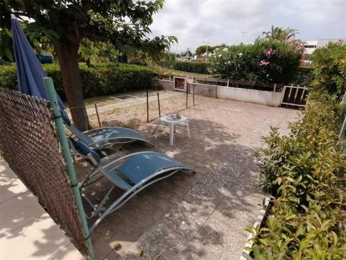 Photo de la galerie de l'établissement Studio cabine climatisé près plage, 4 pers. avec parking - Port Camargue - FR-1-731-102, au Grau-du-Roi