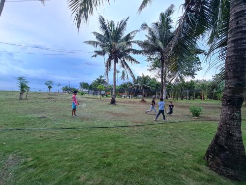 Gallery image of Casa Punta Seaside Spacious Property in San Remigio