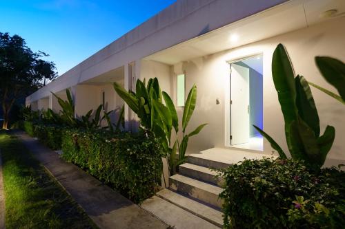 Jardín al aire libre en Panorama Samui Residences