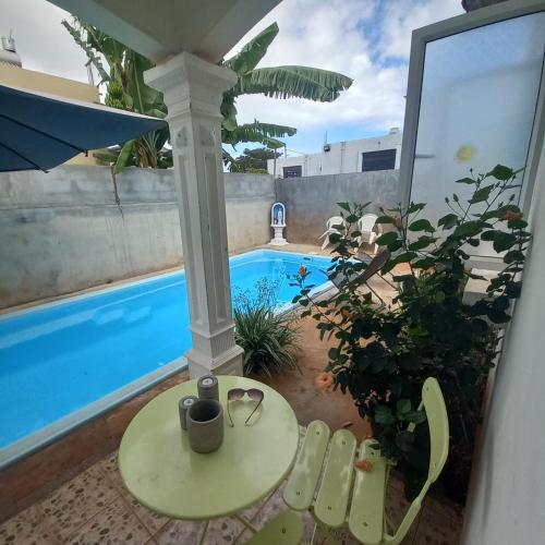 Appart de tourisme piscine climes LELAHEL Pointe aux sables