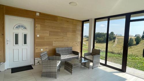 Balcon ou terrasse dans l'établissement Apartman BUKOVAC