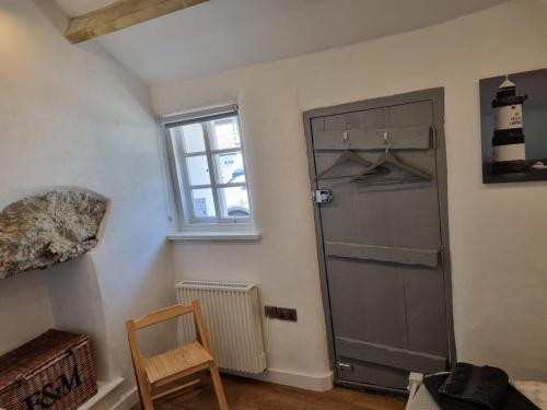 メナイ・ブリッジにあるFerrymans Cottage - Iconic Listed Buildingのギャラリーの写真