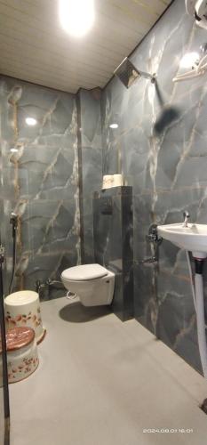 Koupelna v ubytování Hotel nandmani