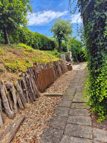 Riverside Forest Guesthouse