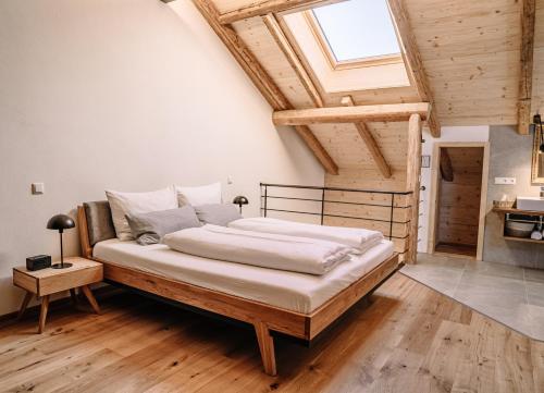 Ένα ή περισσότερα κρεβάτια σε δωμάτιο στο Mächlerhof