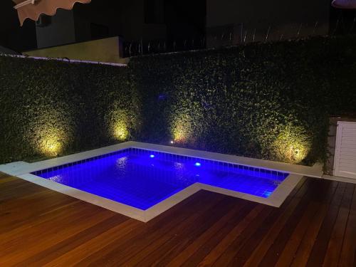 Πισίνα στο ή κοντά στο Casa em Condomínio com Piscina Privativa