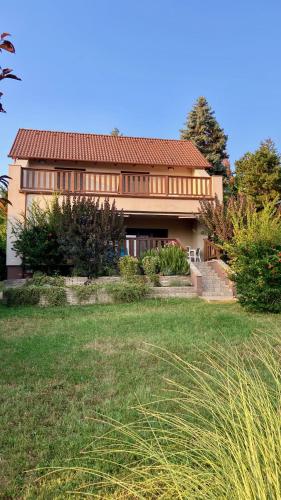 Füge Apartman Balatonakarattya