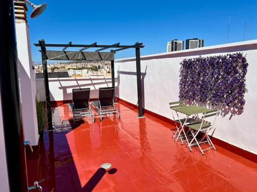 Apartment with Private Rooftop