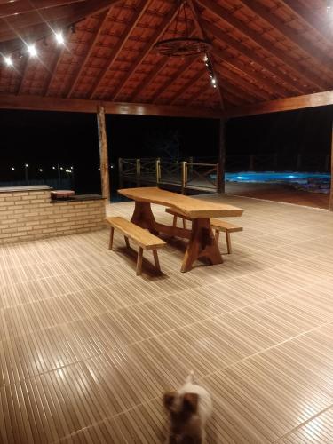 Kolam renang di atau dekat dengan pousada solar da canastra