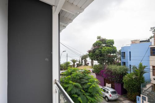 Κήπος έξω από το Private Residences by Vibrant