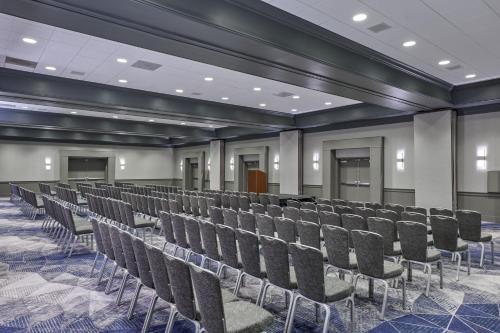 Kawasan bisnes dan/atau bilik persidangan di Santa Clara Marriott