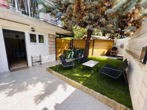 Superbe studio avec entrée et jardin privés à moins de 15 minutes de Paris
