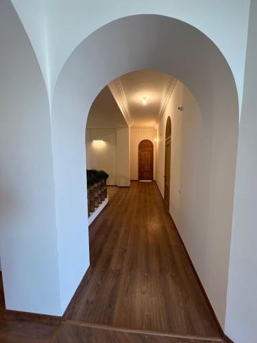 Gallery image of Otyak Hotel EVN Zvartnots Airport in Pʼarakʼar
