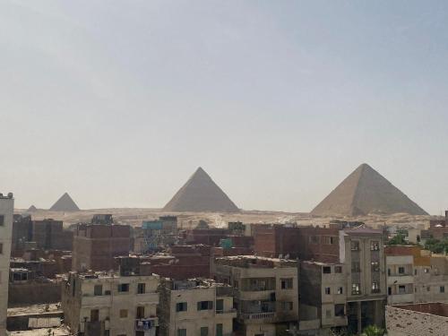 Gallery image of Horus Pyramids Inn in Cairo