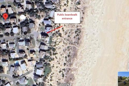 a map of the approximate location of a parkingbahbah entrance at Captain's Quarters in Avon