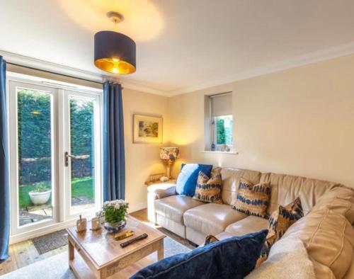 Posezení v ubytování Ingledale Apartment, Ingleton, Yorkshire Dales National Park, Famous Three Peaks, Near The Lake District, Pets Are Welcome
