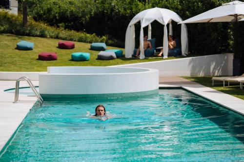 Бассейн в Sheraton Milan San Siro или поблизости