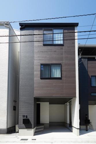 El edificio en el que está la casa de huéspedes