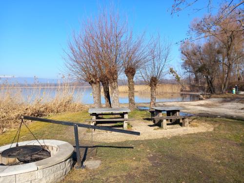 Galeriebild der Unterkunft Gemütliches Zimmer in Muntelier nahe am See in Muntelier