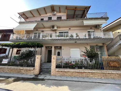 Gallery image of Estia Rooms in Olympiada