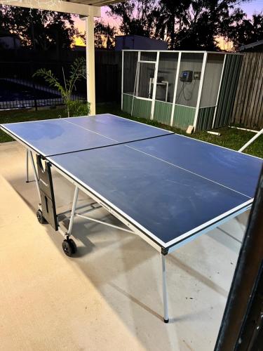 Instalaciones para jugar al ping pong en Kirwan RetreatTownsville o alrededores