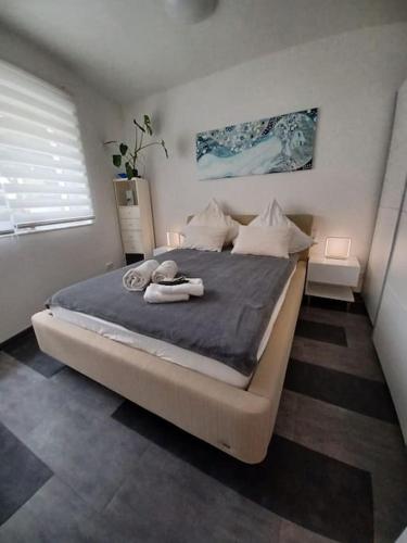 Ένα ή περισσότερα κρεβάτια σε δωμάτιο στο Zentral - mitten in der Altstadt