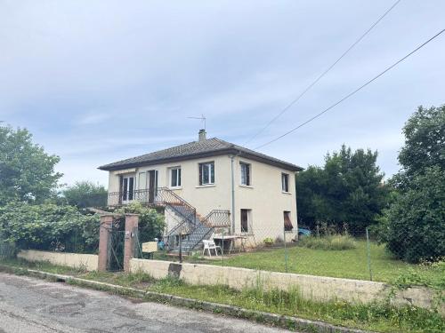 Το κτήριο όπου στεγάζεται  το διαμέρισμα