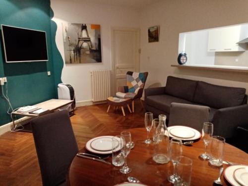 Bel appartement à Bastide St Louis