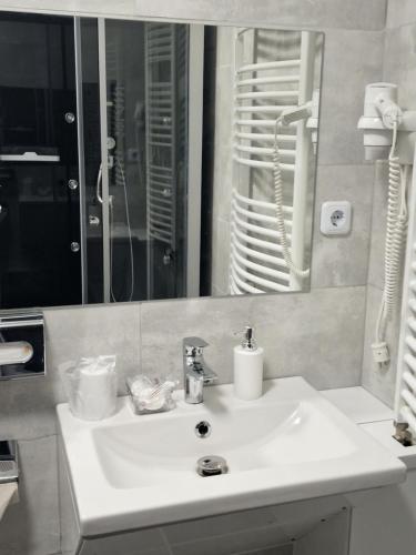 Koupelna v ubytování Pension Pale' Bach