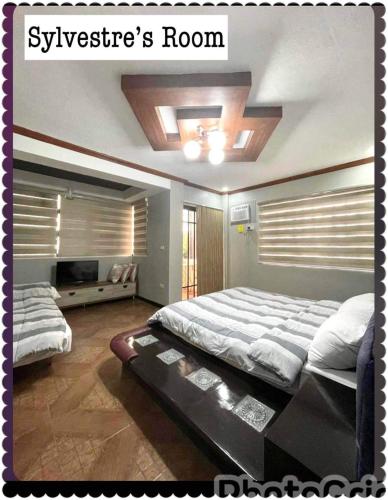 Кровать или кровати в номере Archies Place Bed and Breakfast