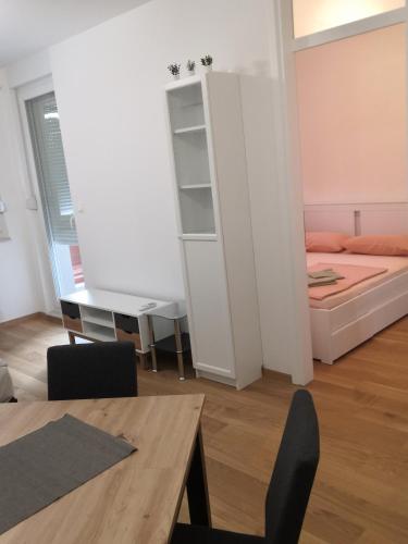 Apartman Zagreb Istok 22 - Privatni parking!