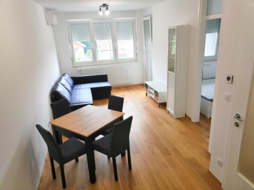 Apartman Zagreb Istok 22 - Privatni parking!