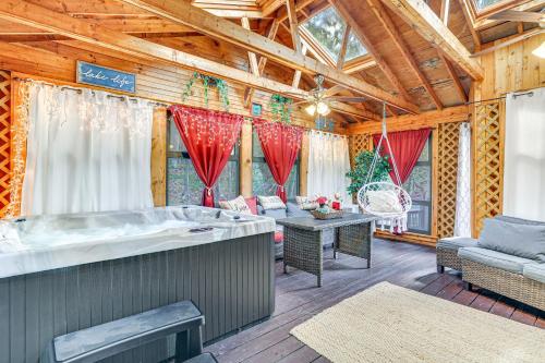 Gallery image of Pocono Vacation Rental with Game Room! in Tobyhanna