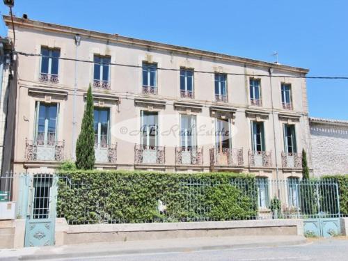 Το κτήριο όπου στεγάζεται  το bed & breakfast