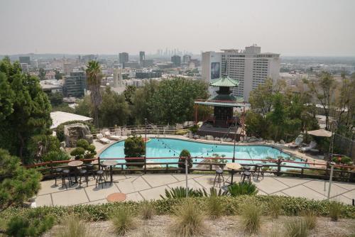 Hollywood Hills Hotel Image